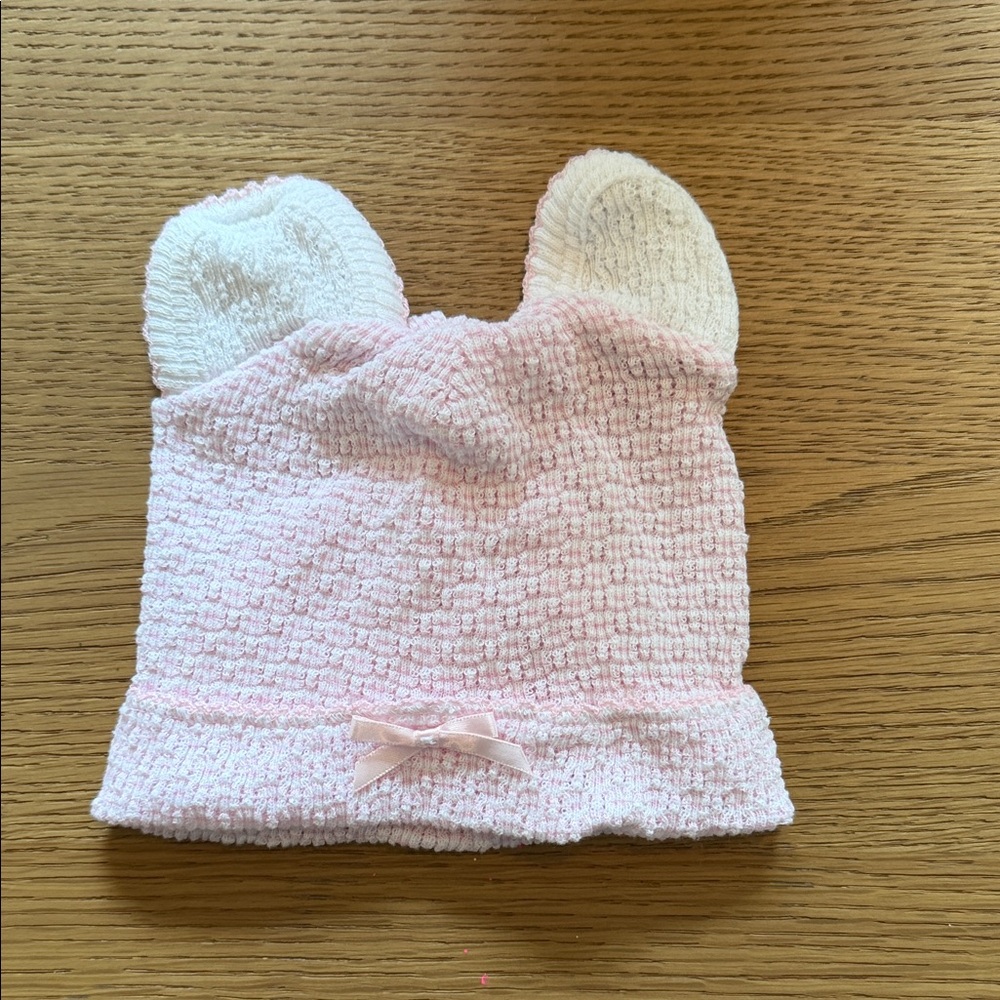 Paty newborn pink hat